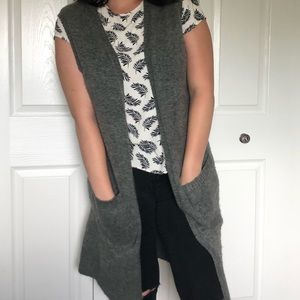 Forever 21-Knee length sweater vest